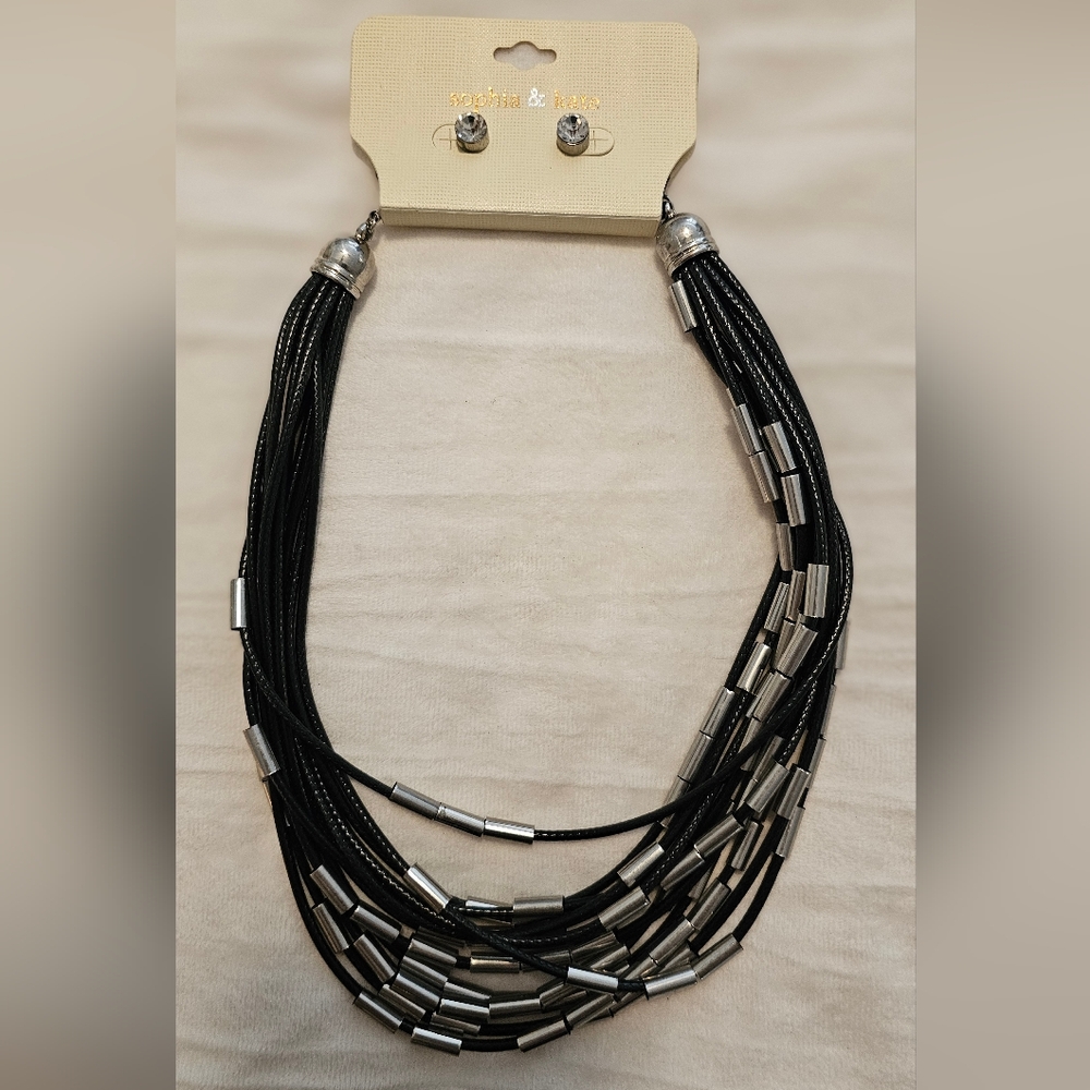 Multi Strands Necklace and earrings